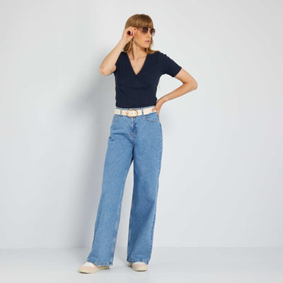 Tee-shirt style body avec bords macramé bleu noir