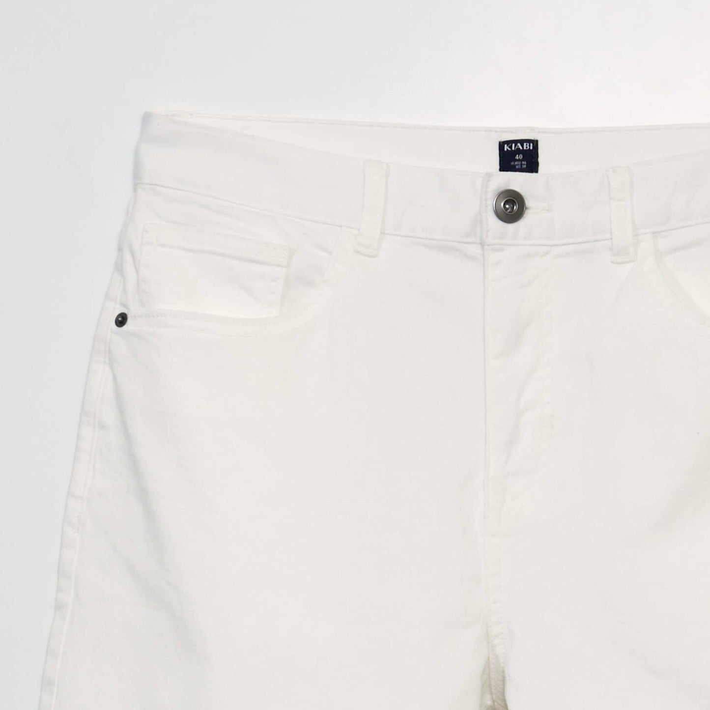 Bermuda chino à 5 poches blanc