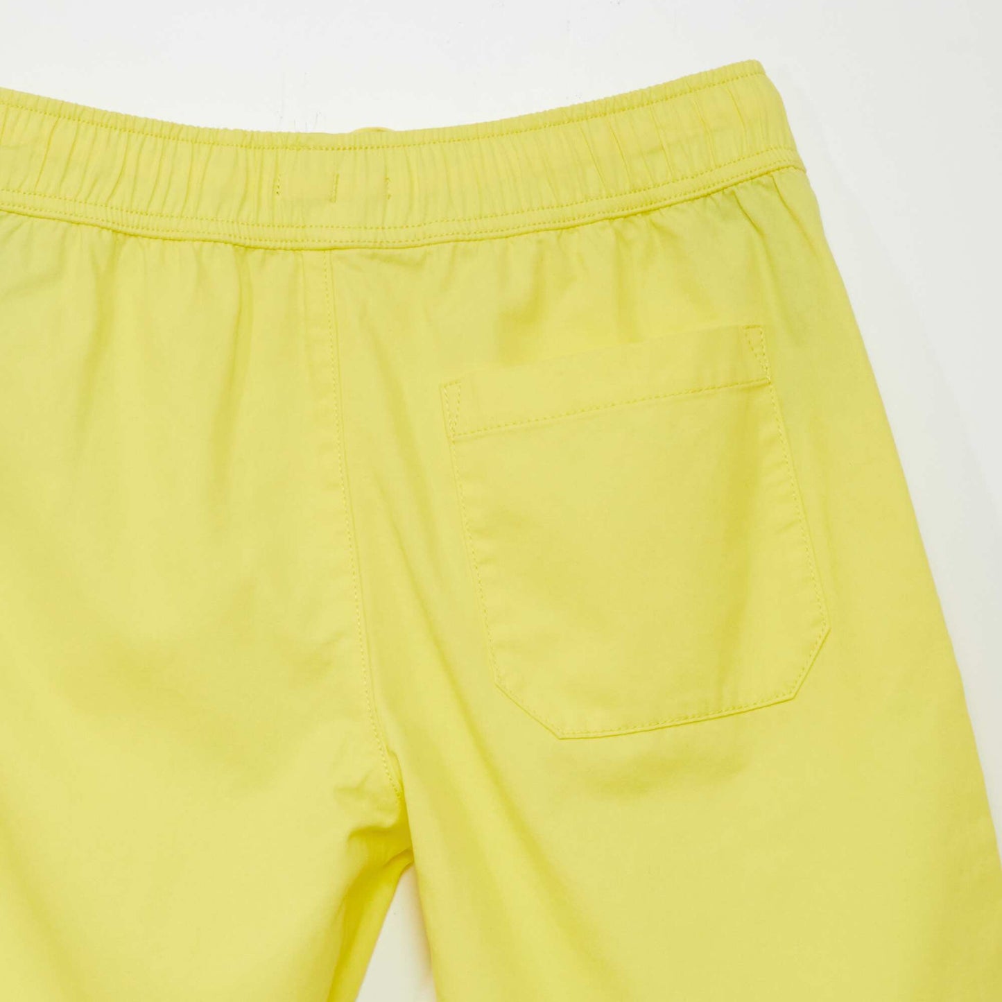 Bermuda en twill jaune