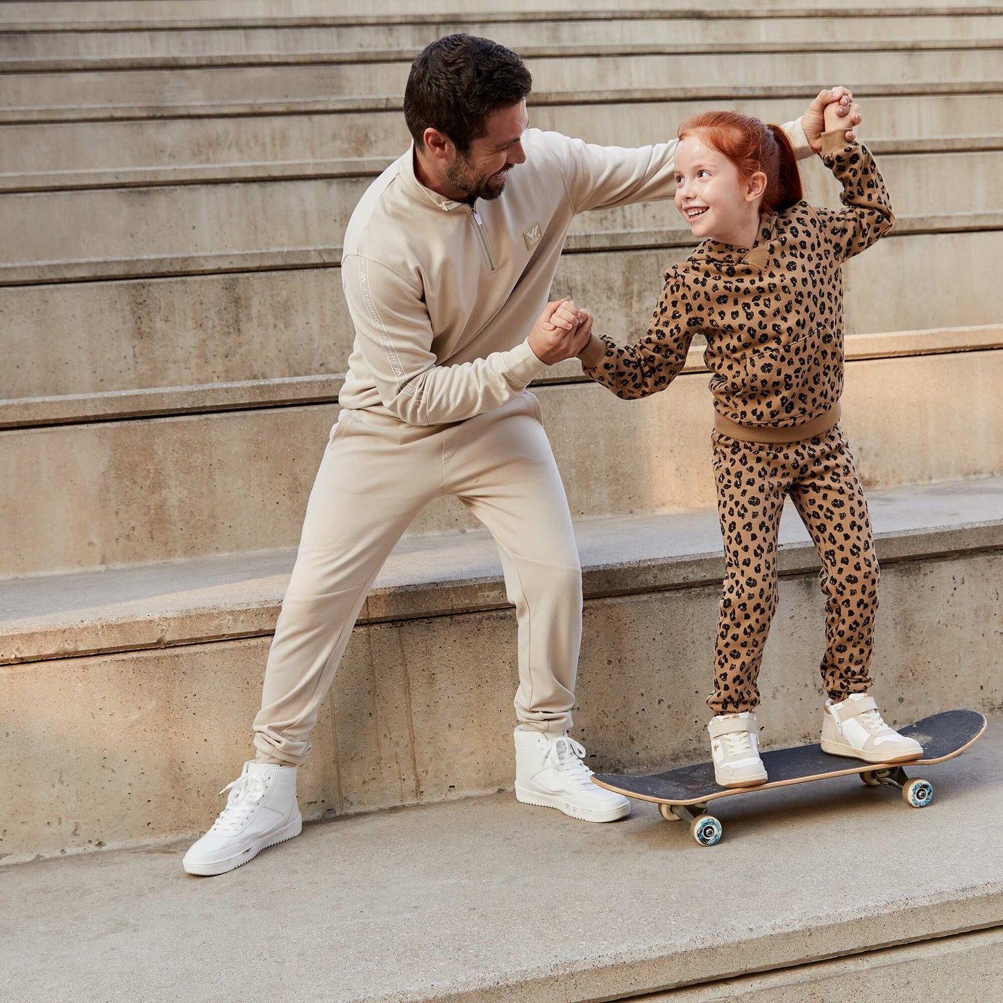 Jogging avec logo Beige