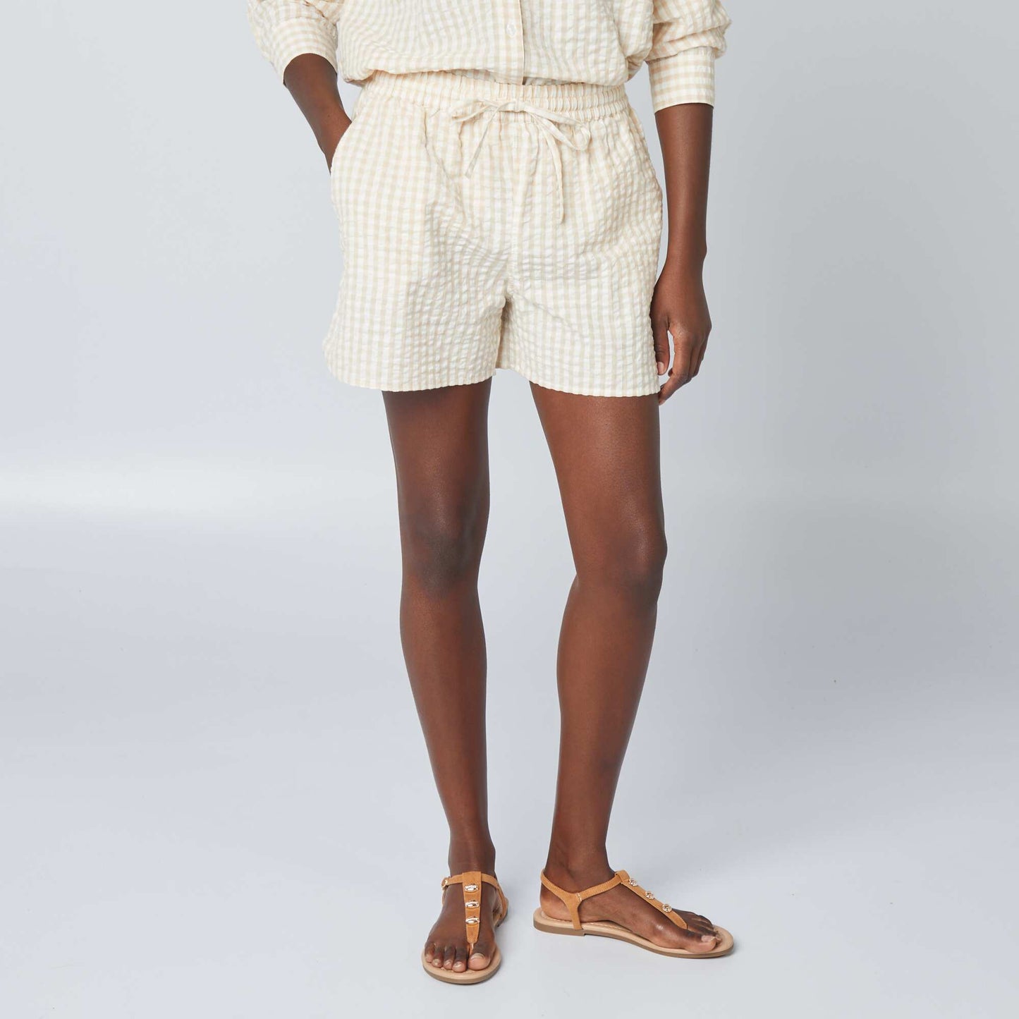 Short gaufré avec imprimé vichy Beige