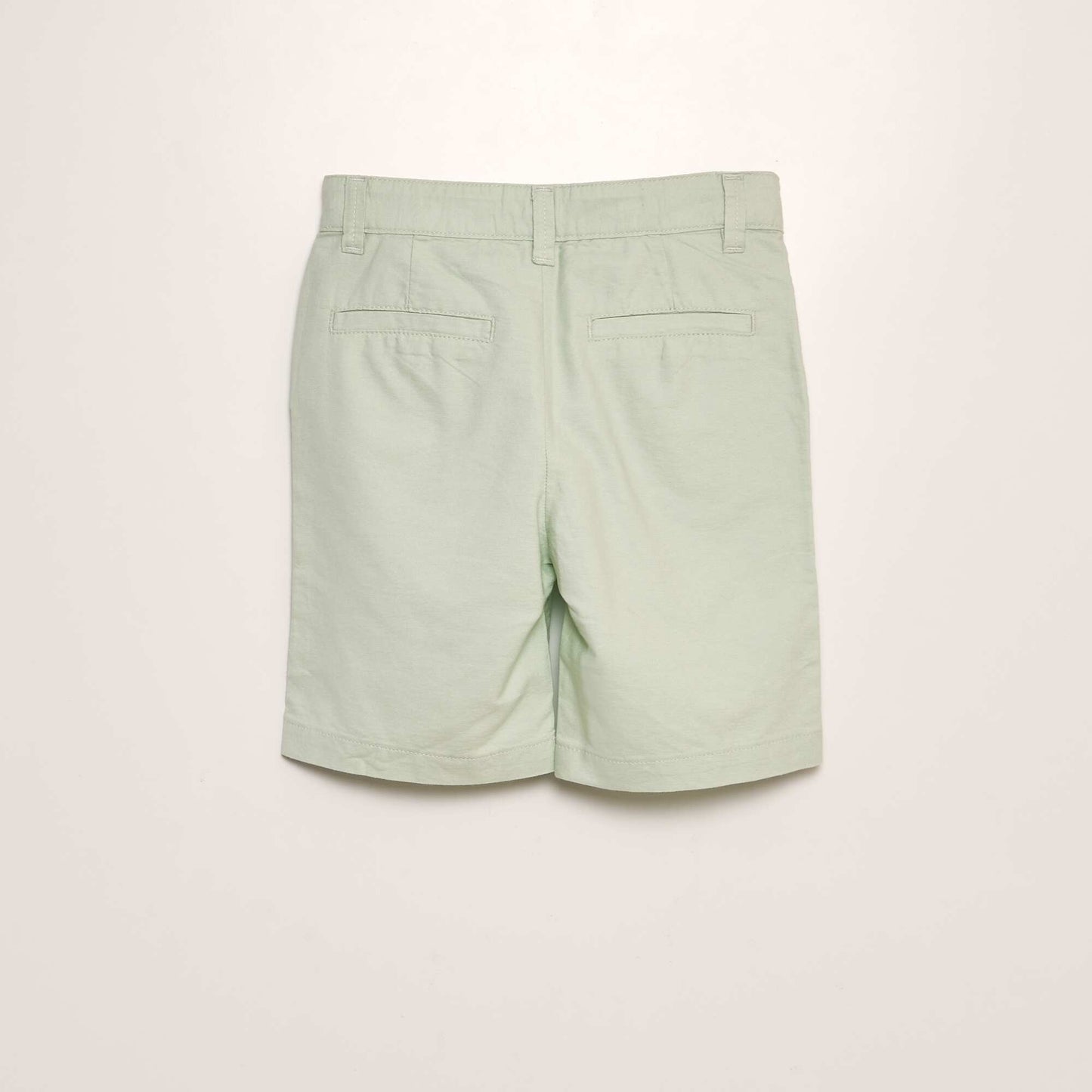 Bermuda chino uni Vert