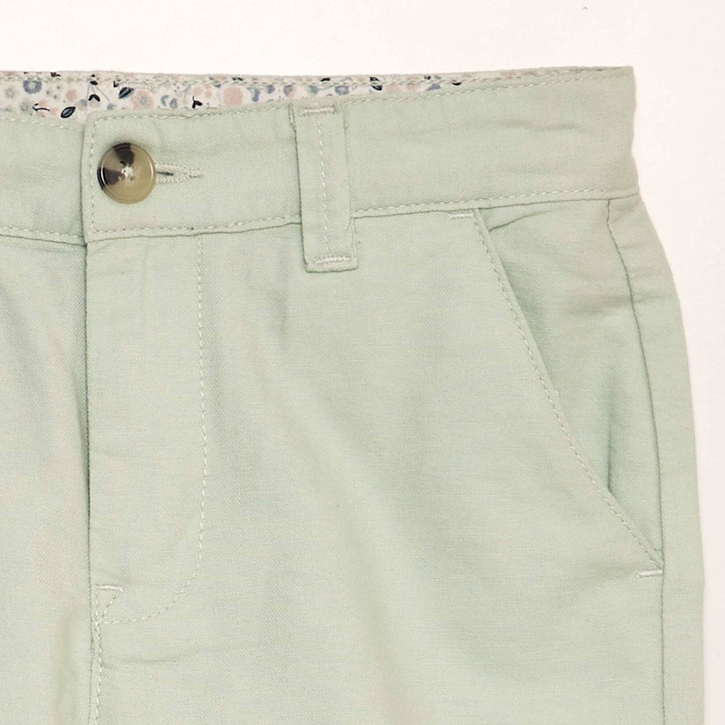 Bermuda chino uni Vert