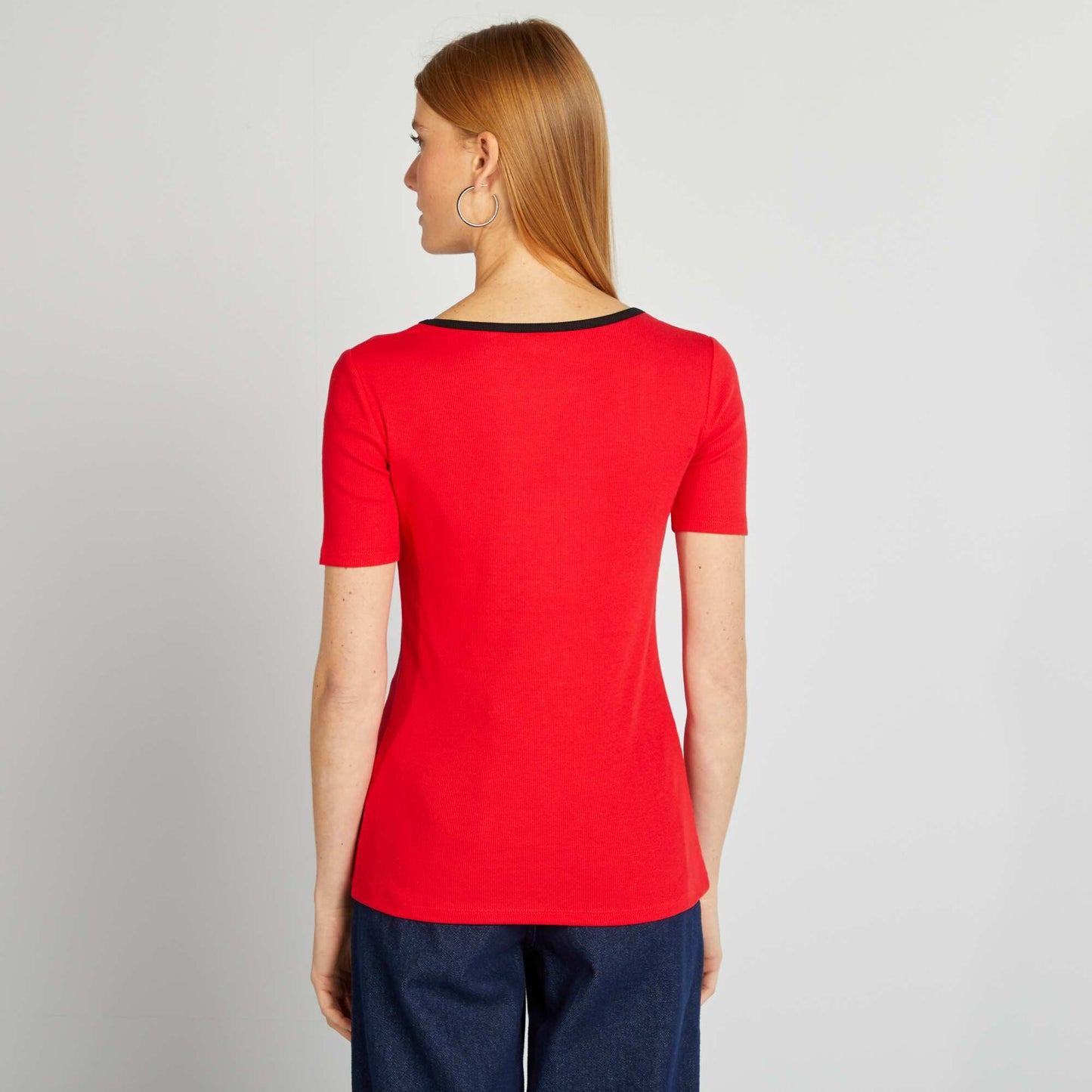 Tee-shirt rib encolure dégagée ROUGE