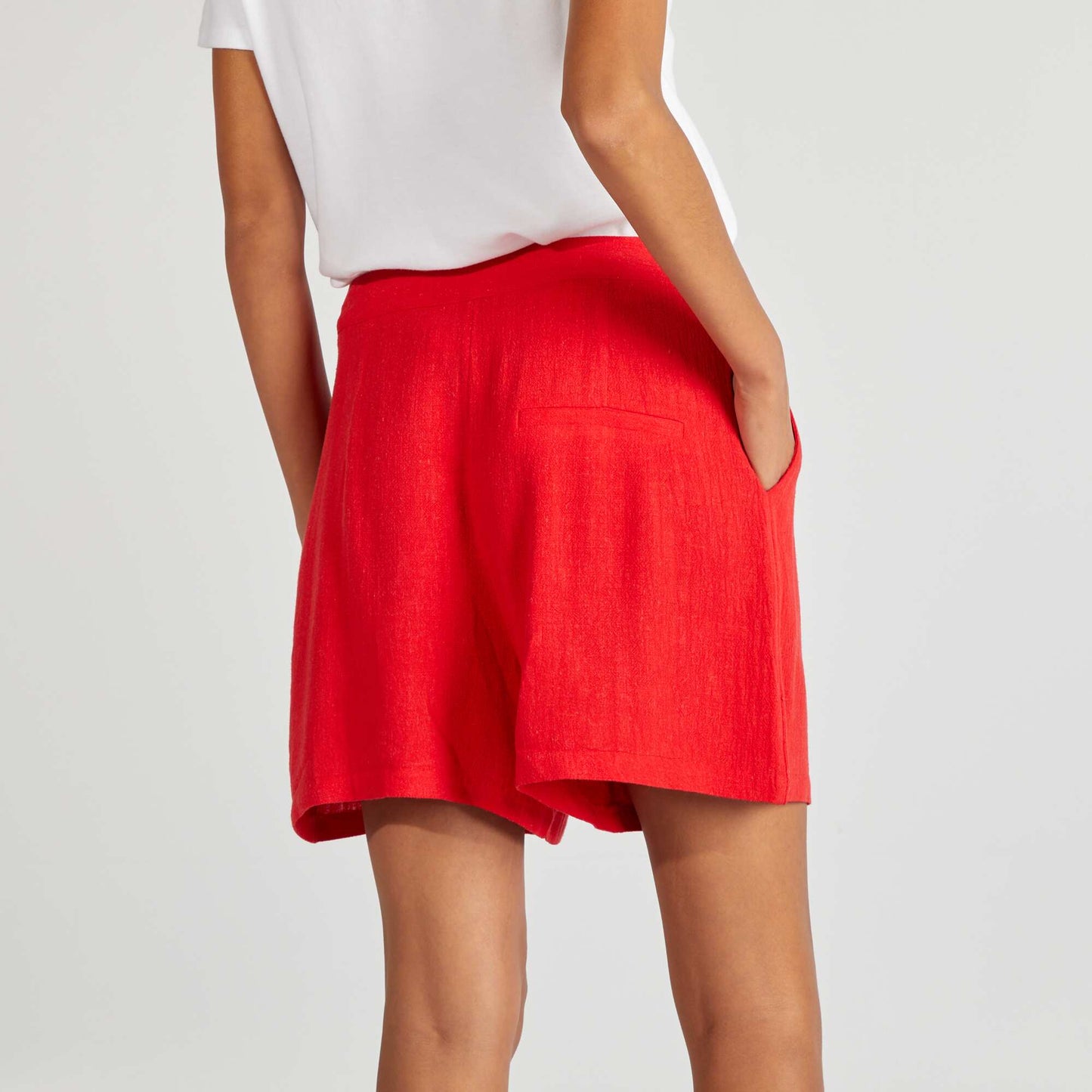 Short en lin mélangé ROUGE
