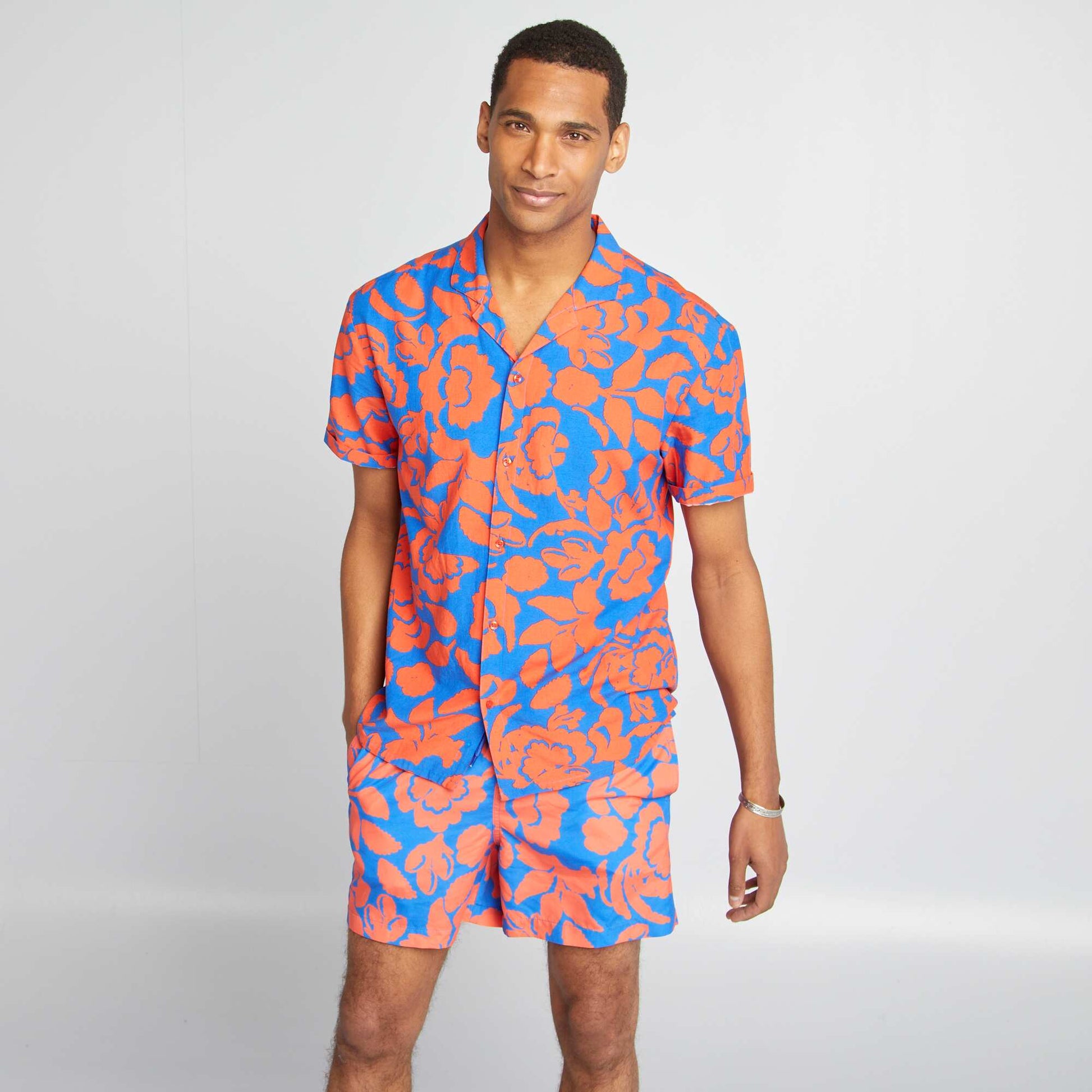 Chemise manches courtes à motif fleuri BLEU/ORANGE