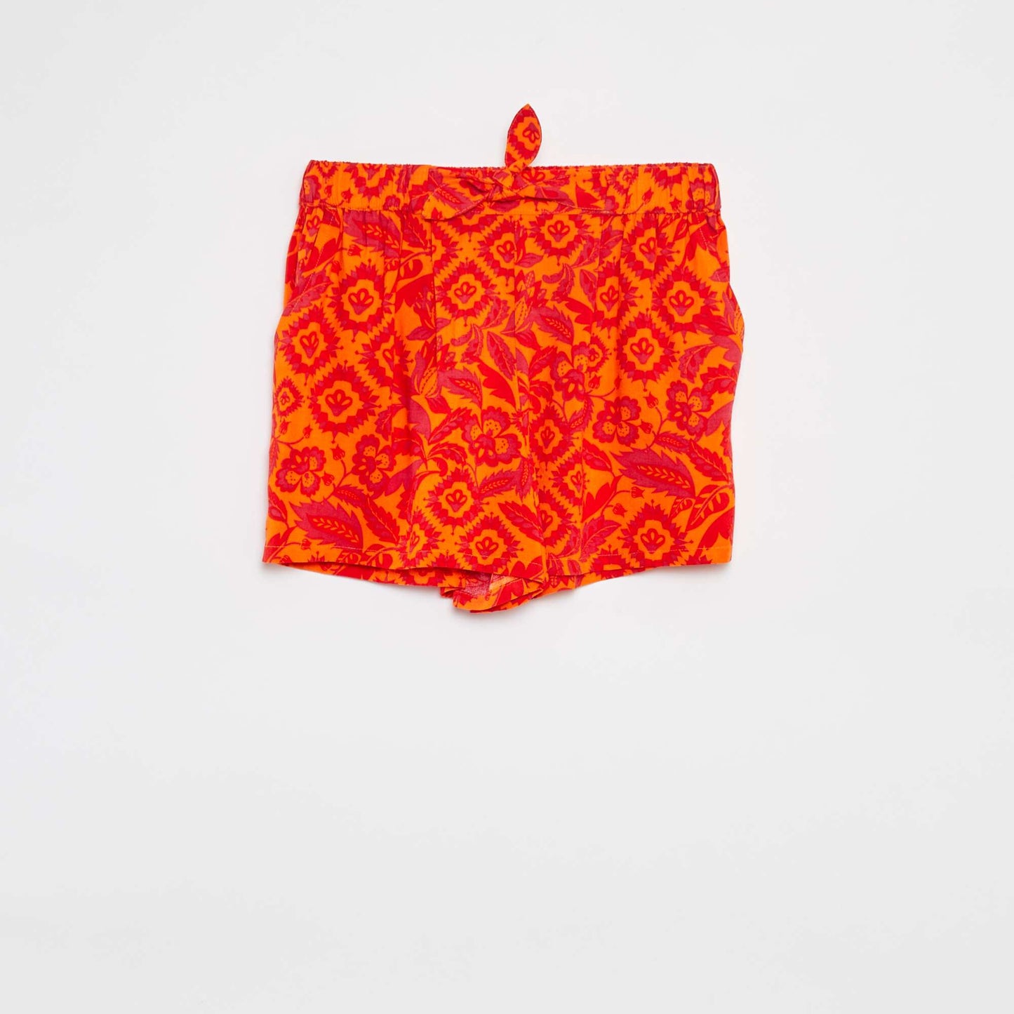 Short léger avec nœud BLANC