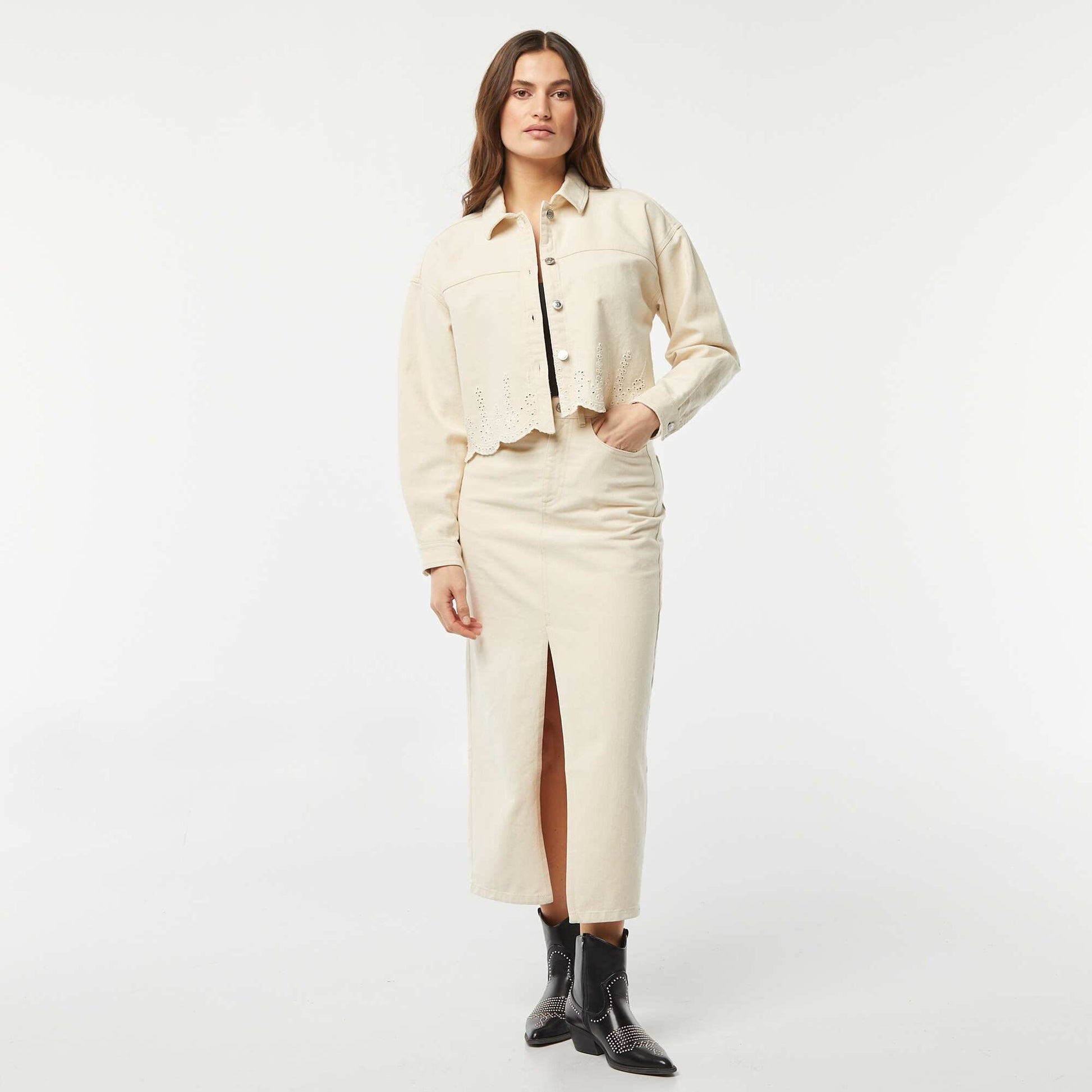Veste en denim avec broderies BLANC