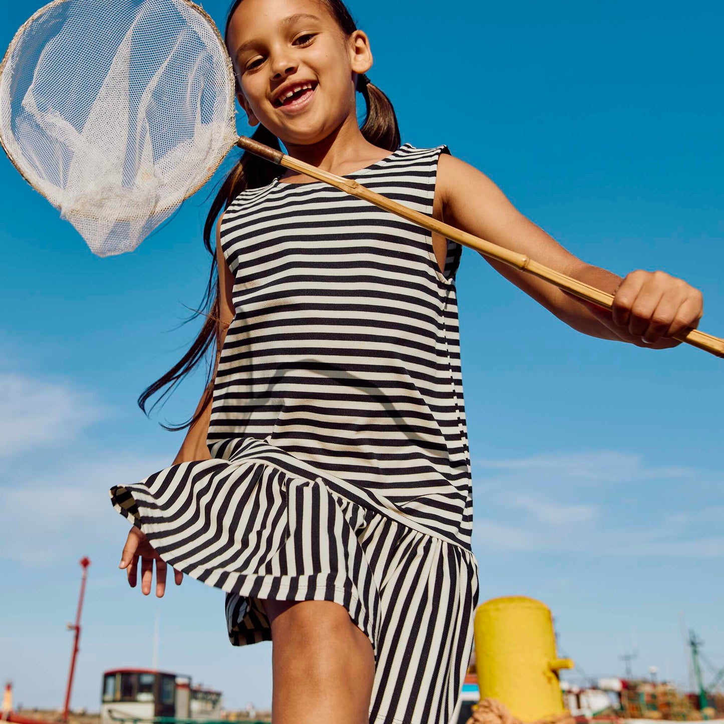Robe sans manches avec volants NOIR