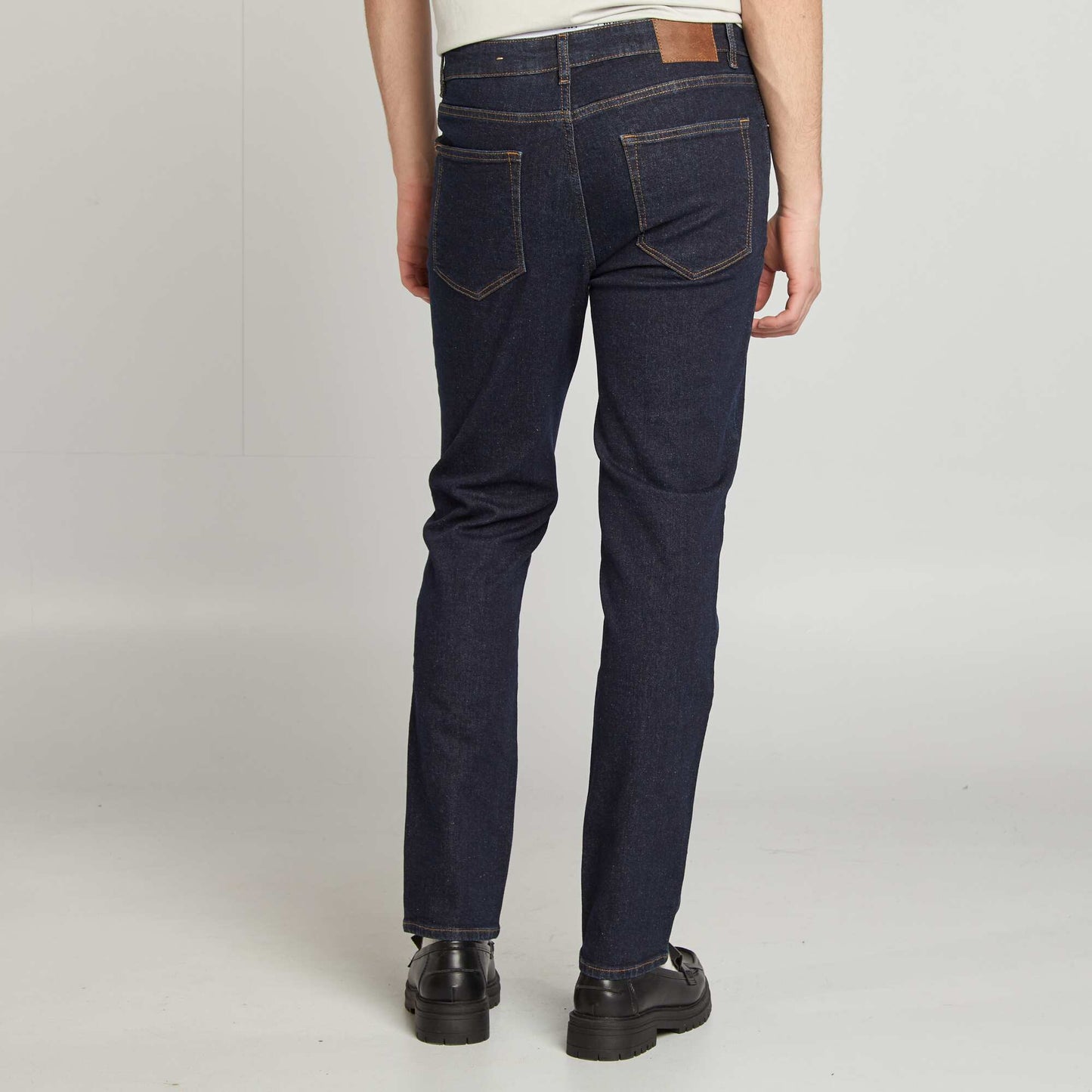 Jean slim fit / coupe ajustée BLEU