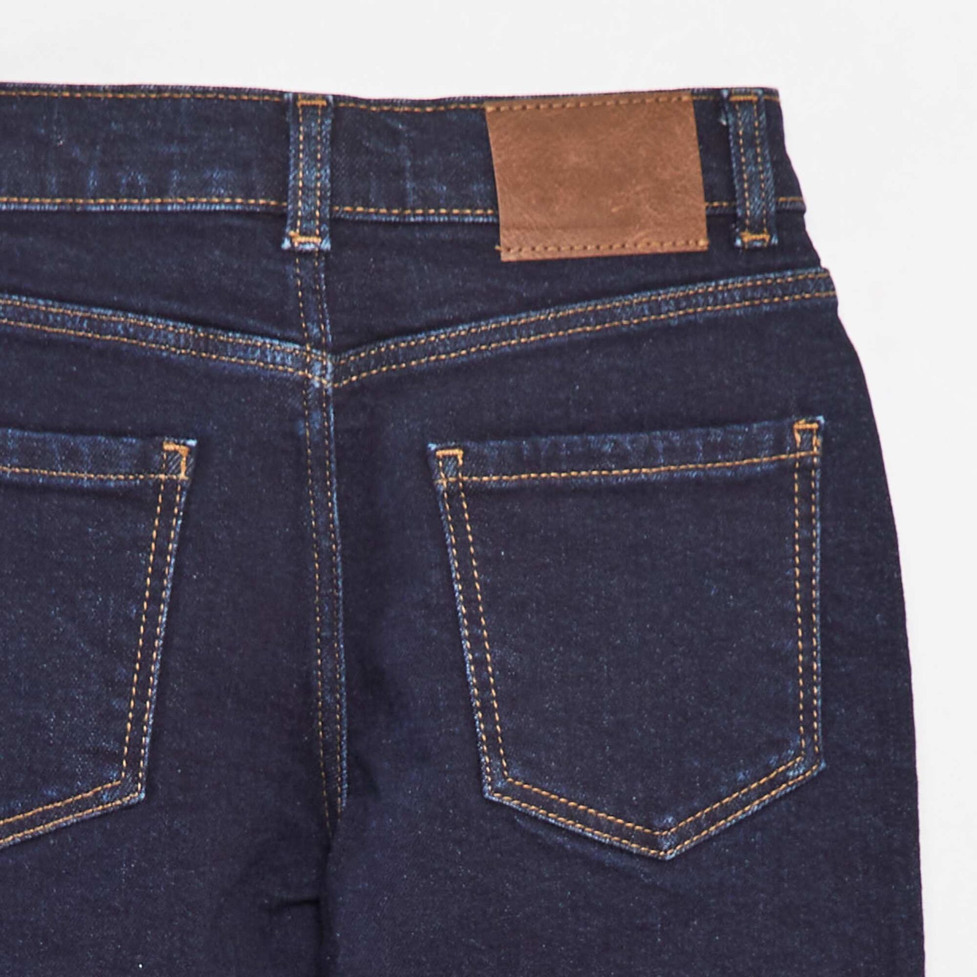Bermuda en jean slim fit / coupe ajustée BLEU