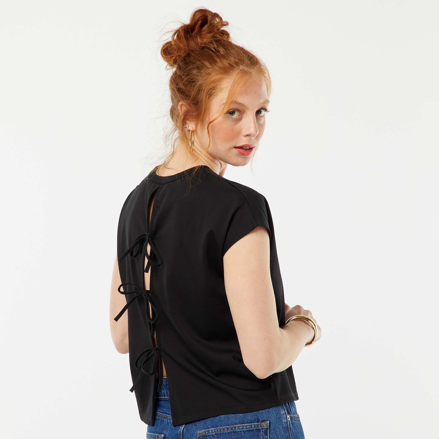 T-shirt à manches courtes avec dos ouvert NOIR
