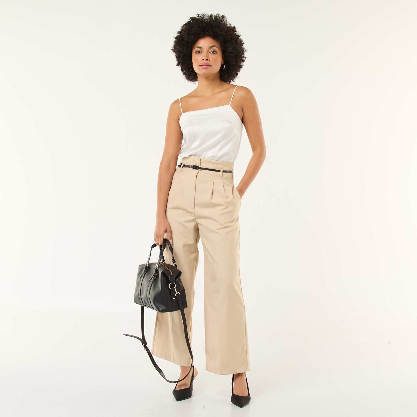 Débardeur court en satin BEIGE