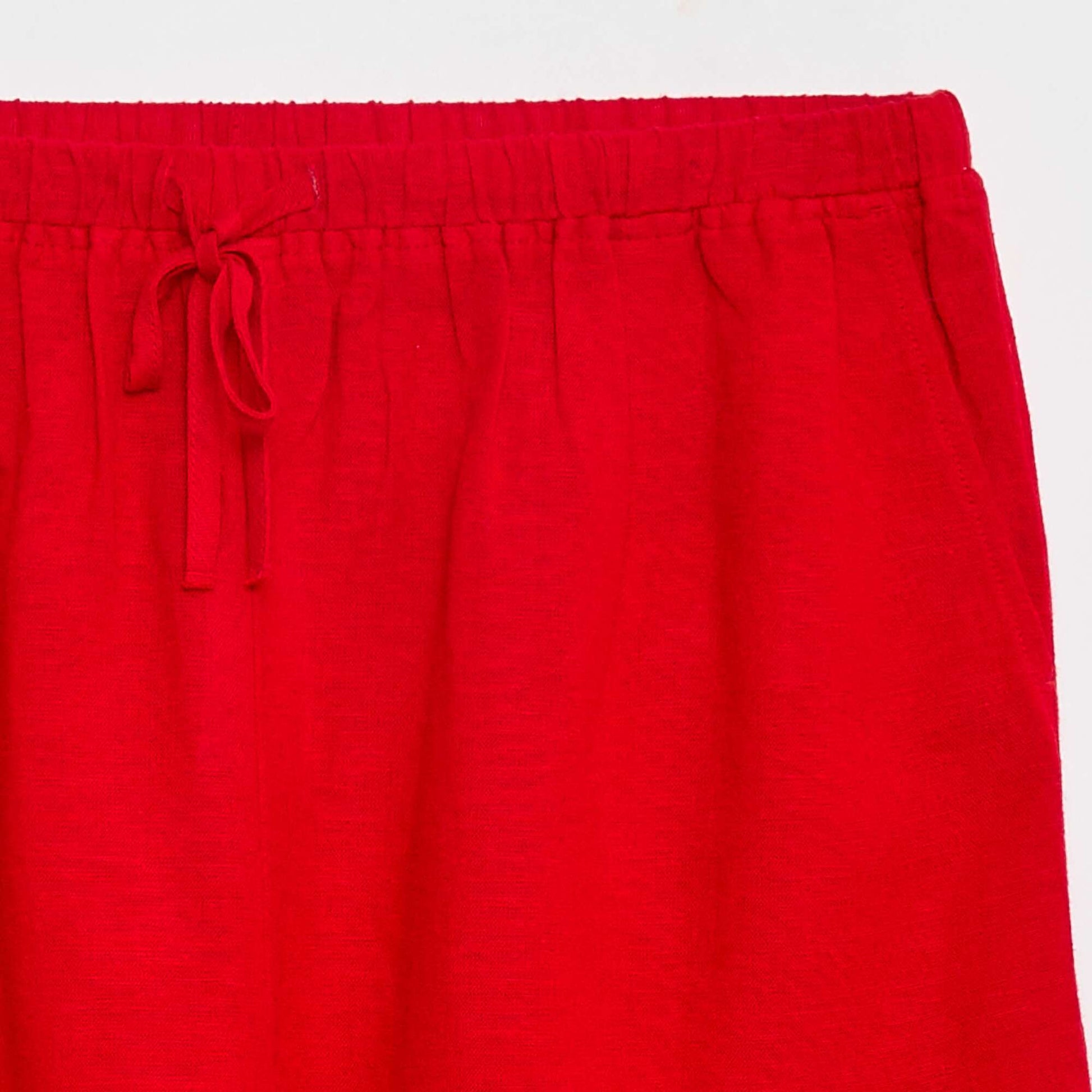 Short avec lien en lin uni ROUGE