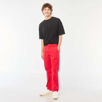 Pantalon chino uni avec revers à la base ROUGE