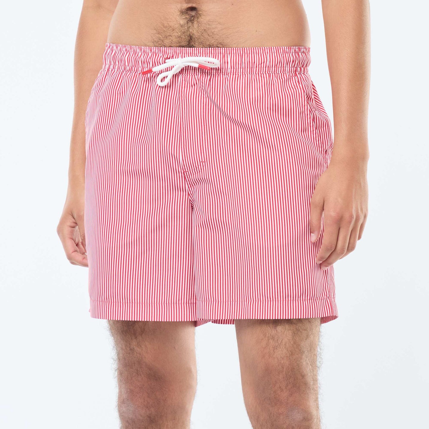 Short de bain à rayures ROUGE