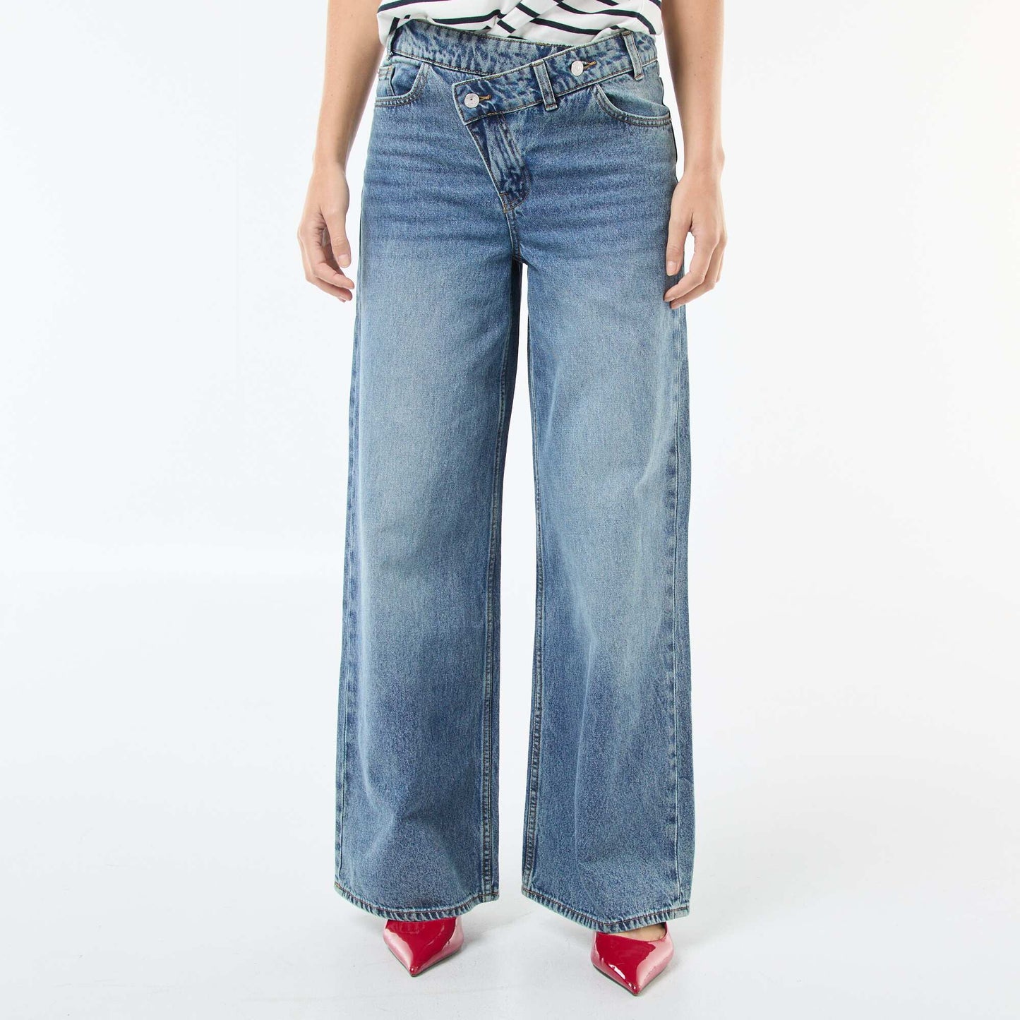 Jean large avec double ouverture boutonnée BLEU