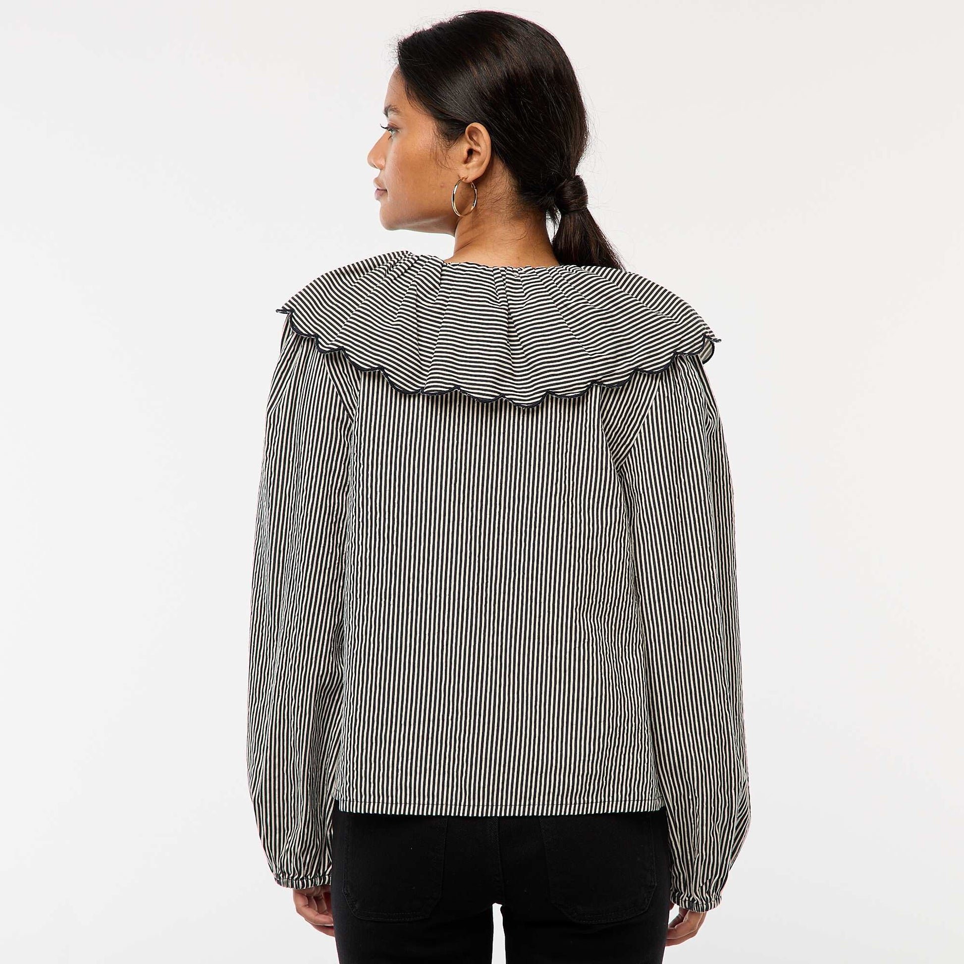 Blouse avec large col claudine BLEU