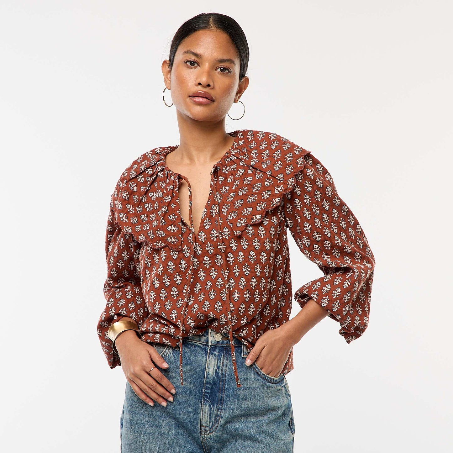 Blouse avec large col claudine MARRON