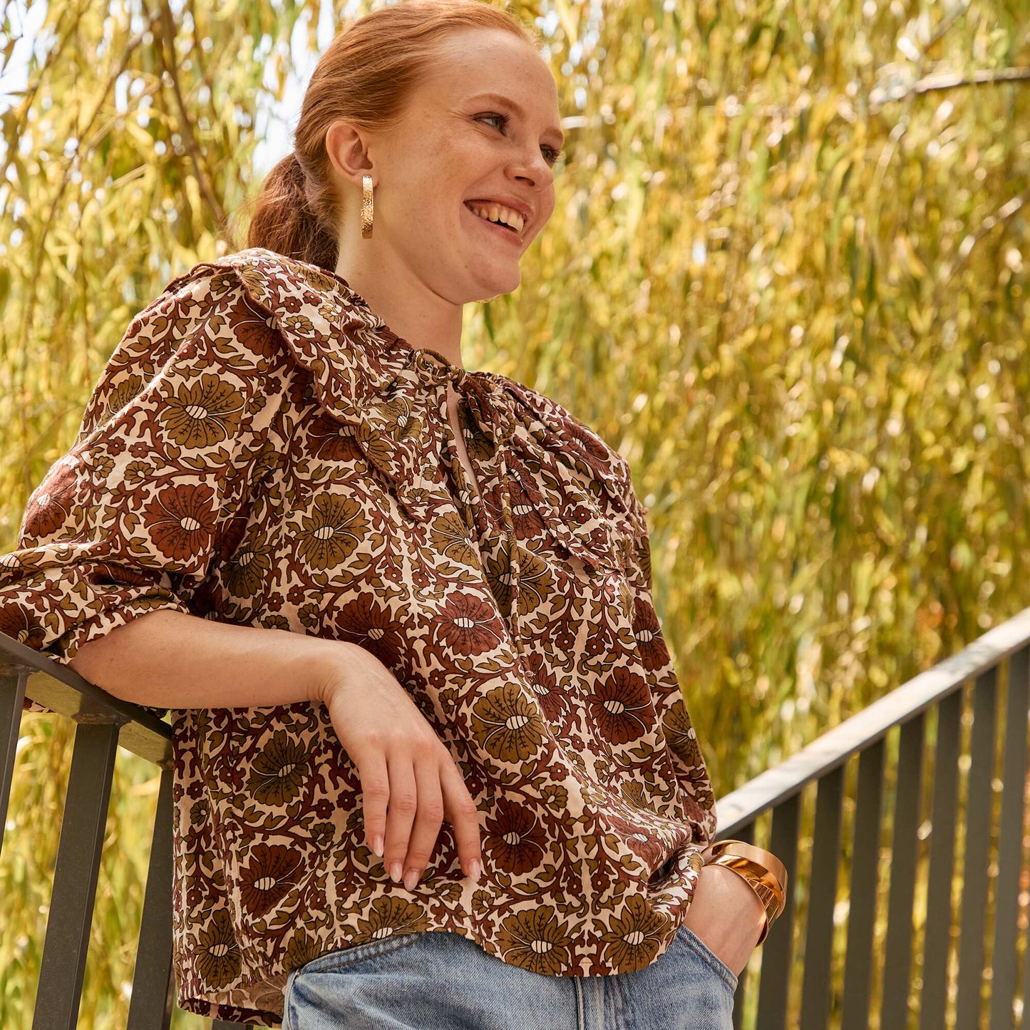 Blouse avec large col claudine BEIGE