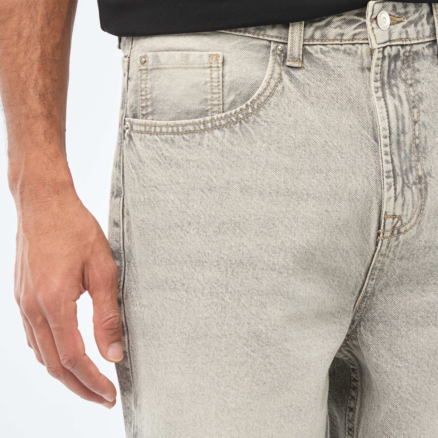Jean large / relaxed fit à 5 poches GRIS