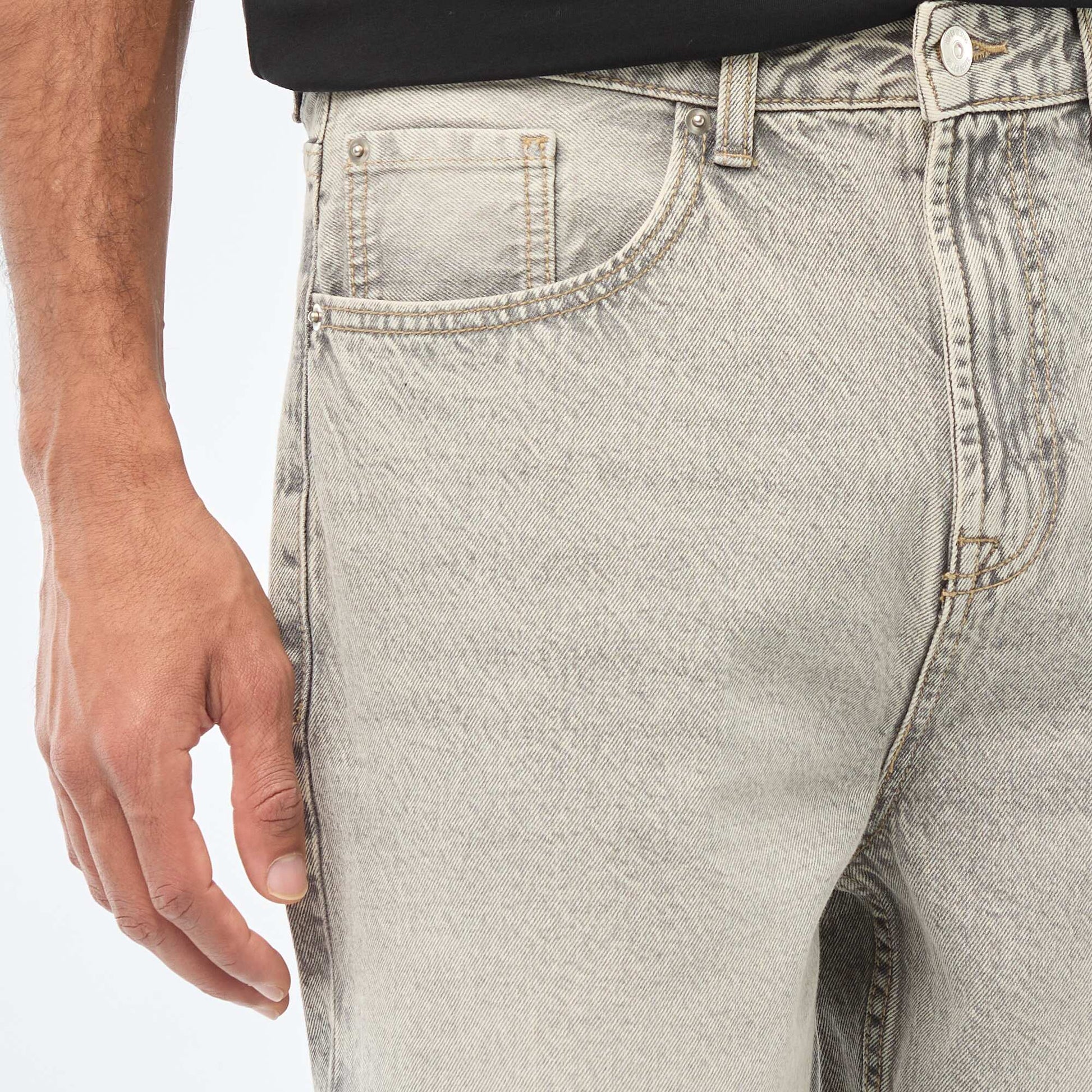 Jean large / relaxed fit à 5 poches GRIS