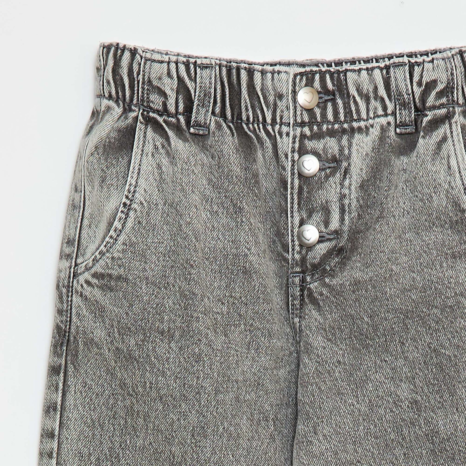 Jean mom avec poches en forme de cœur GRIS