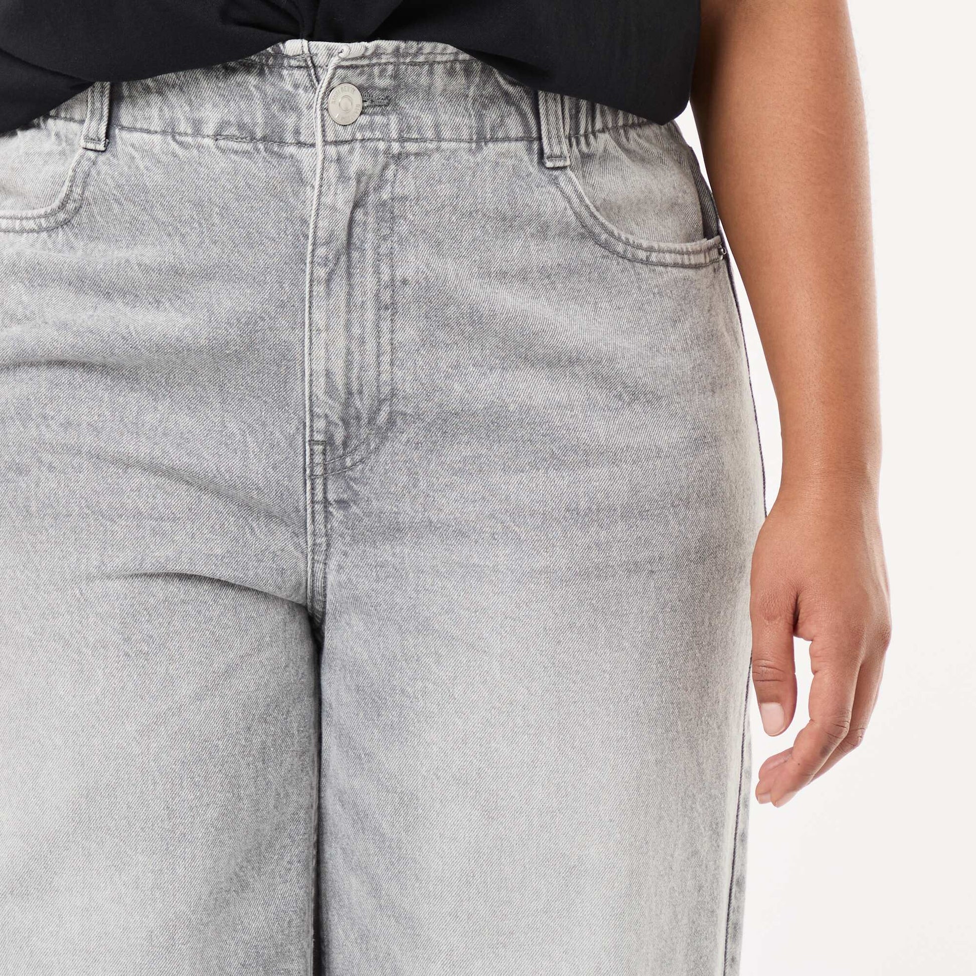 Jean wide leg avec bords à cru GRIS
