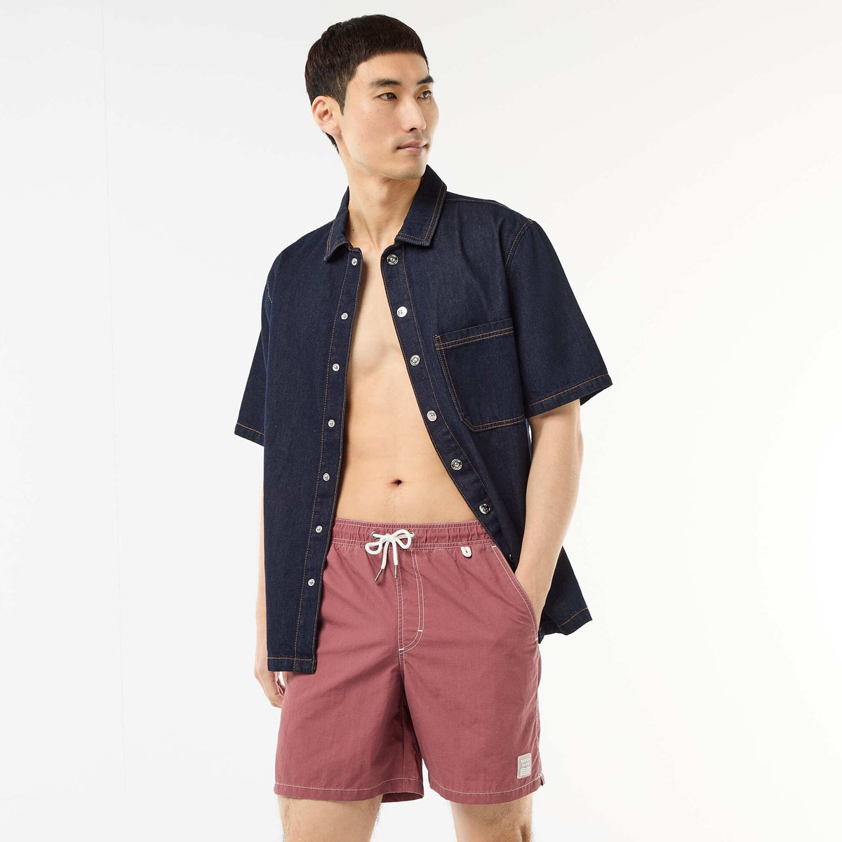 Short de bain uni avec poches ROUGE