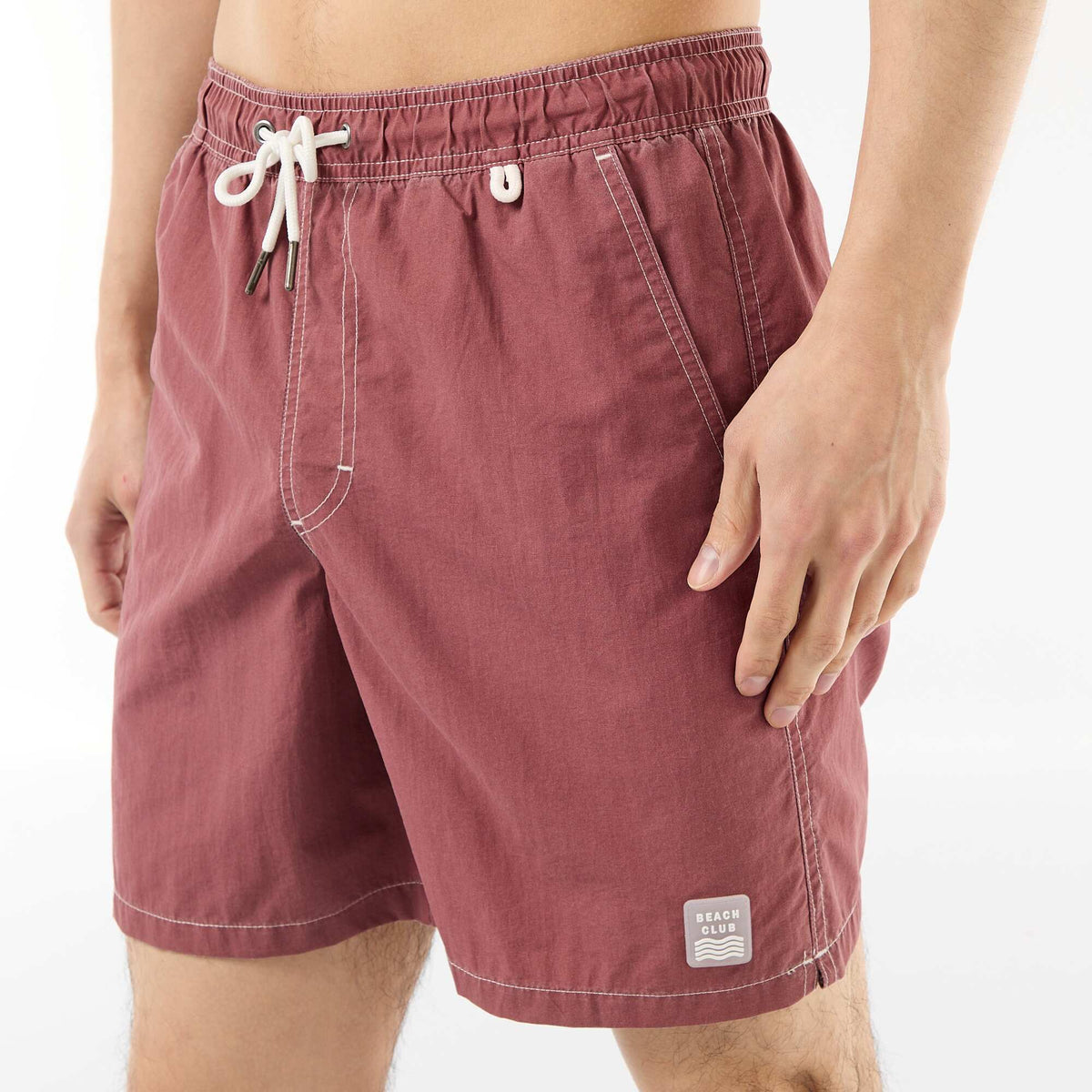 Short de bain uni avec poches ROUGE