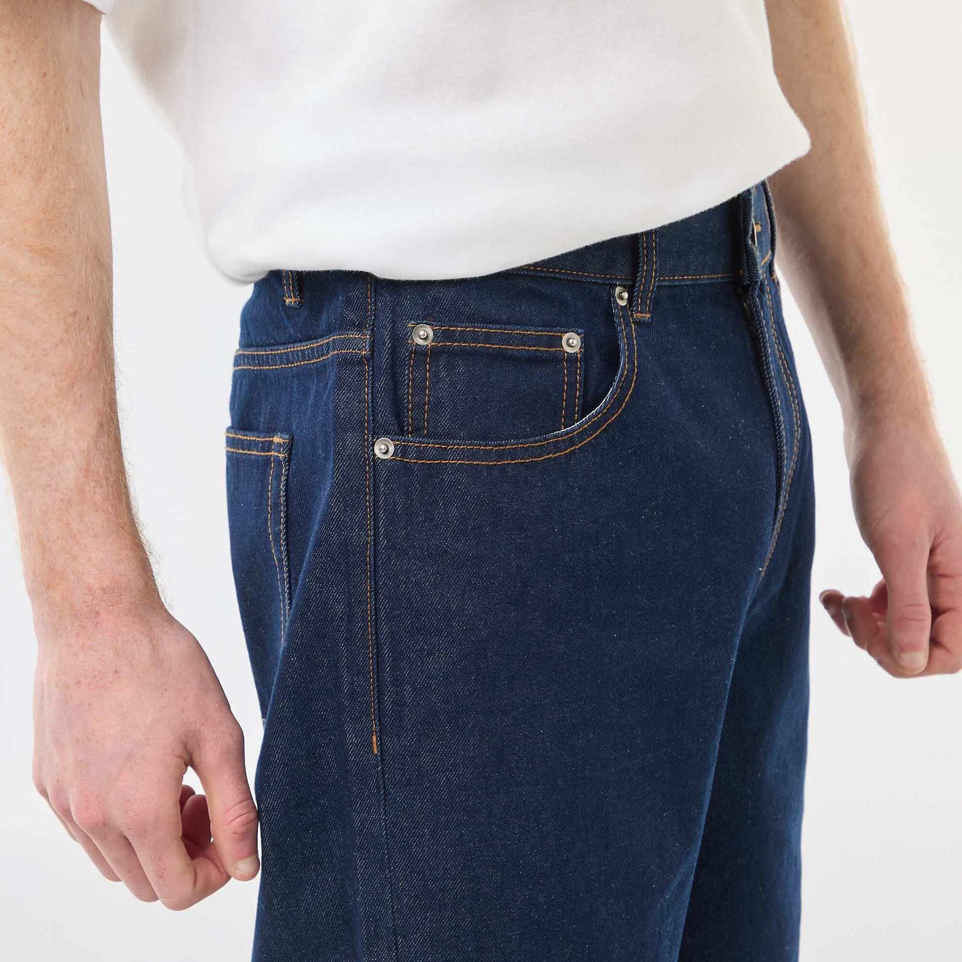 Pantalon denim fit regular en coton BLEU