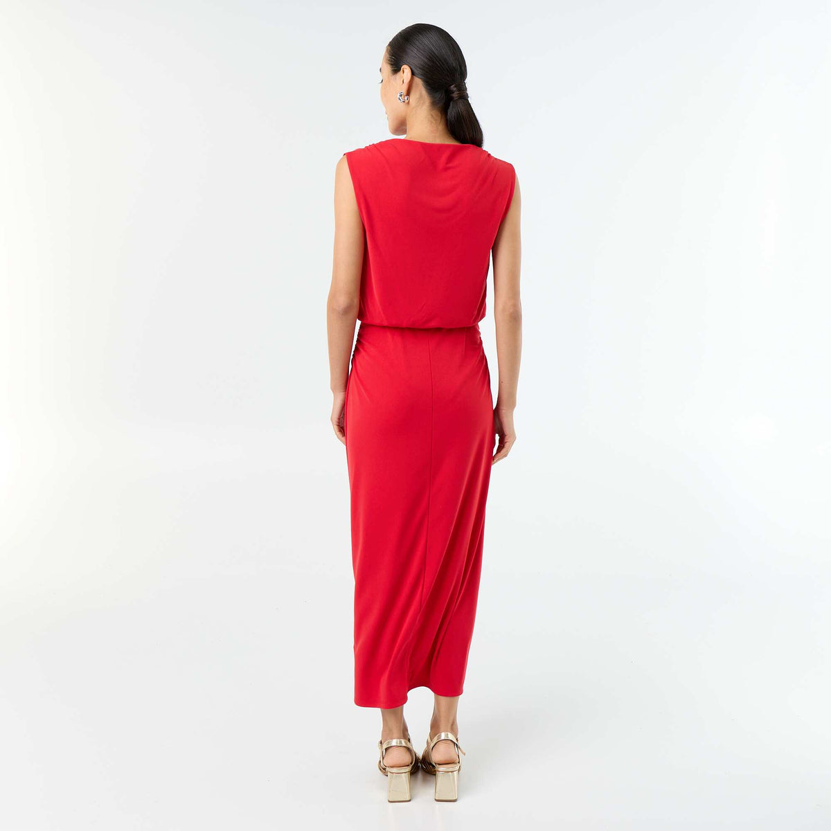 Robe longue sans manches à col bénitier ROUGE