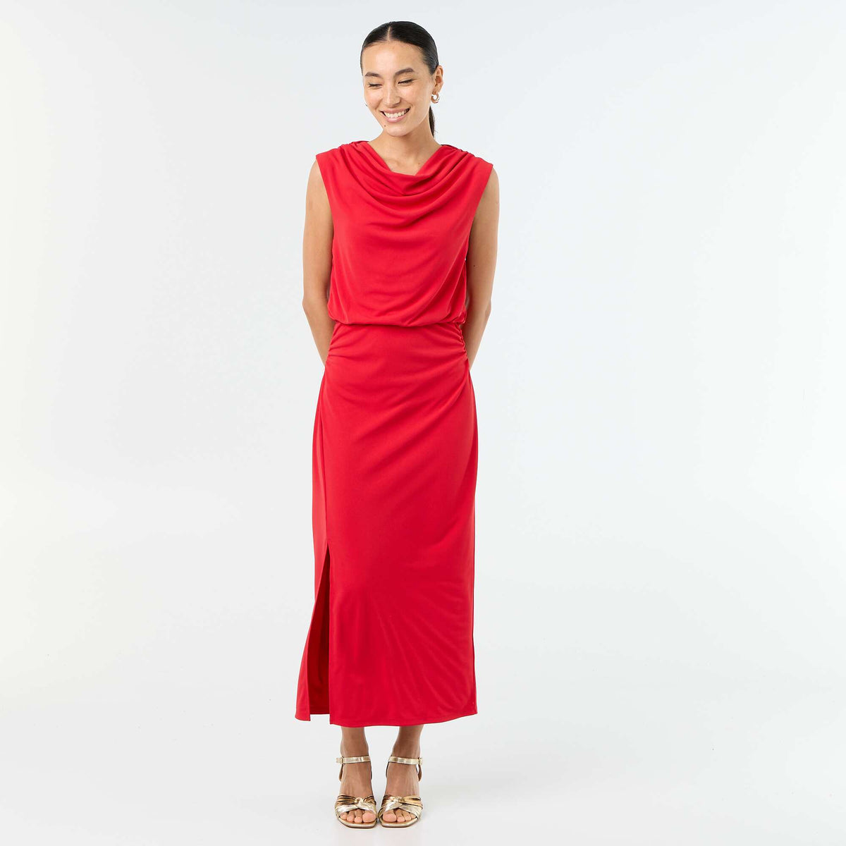 Robe longue sans manches à col bénitier ROUGE