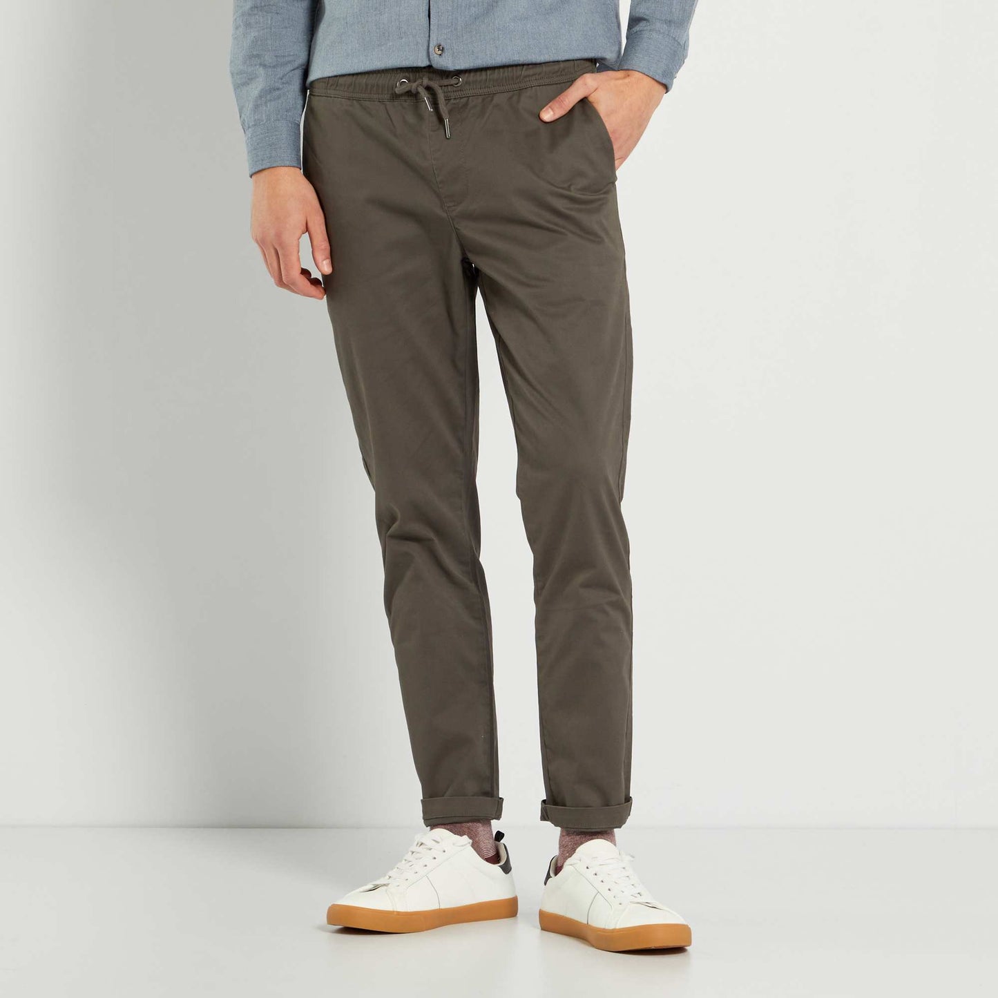 Chino slim coupe jogger Kaki