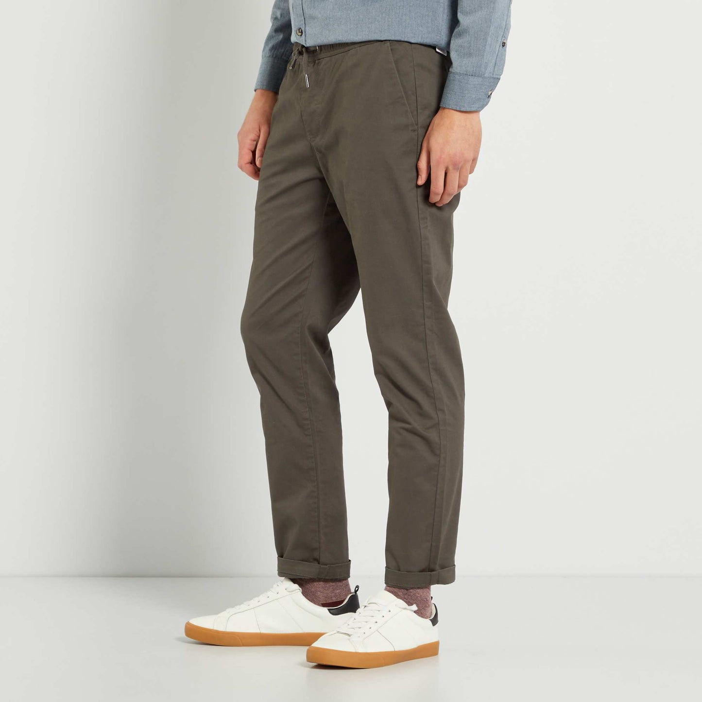 Chino slim coupe jogger Kaki