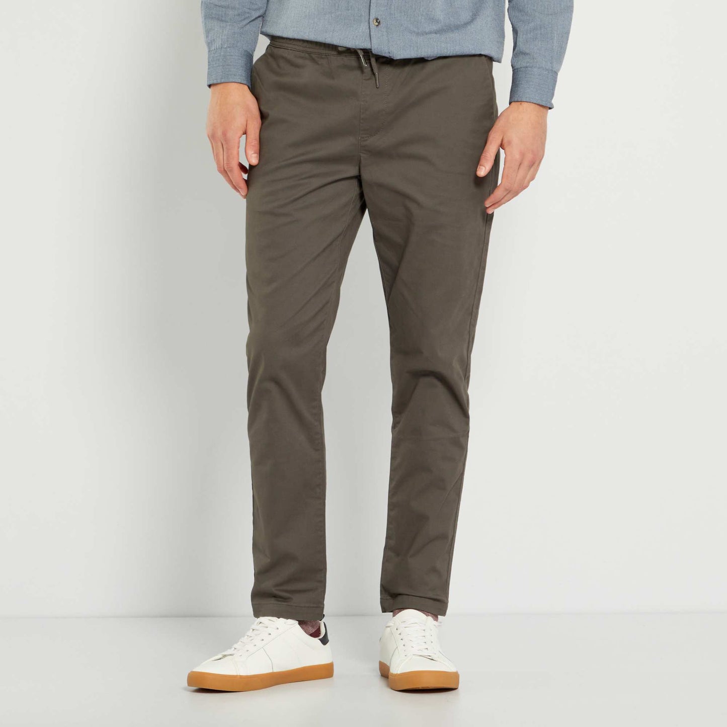 Chino slim coupe jogger Kaki