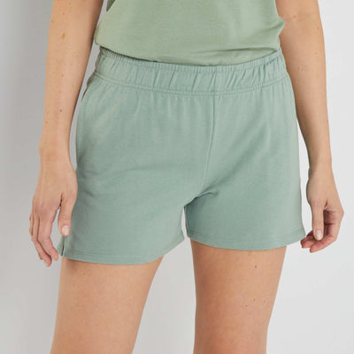 Short basique en molleton Vert