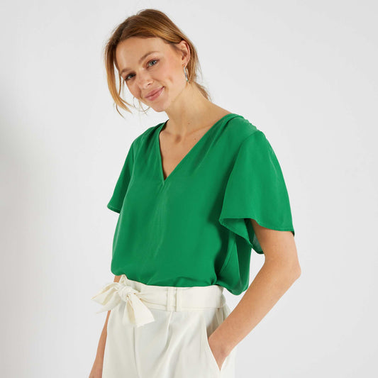 Blouse fluide et légère à col V vert