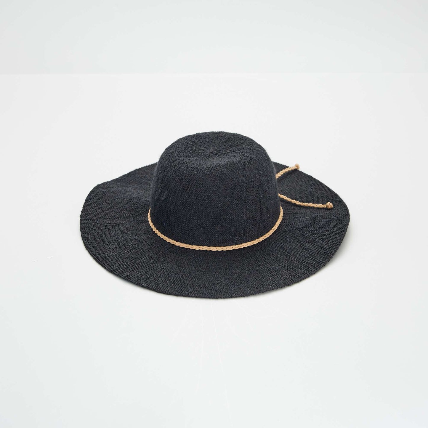 Chapeau forme capeline Noir