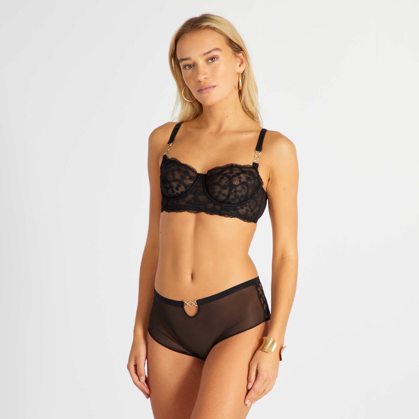 Soutien-gorge corbeille en dentelle noir