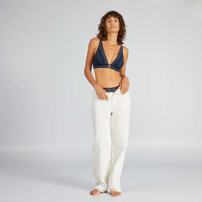Soutien-gorge triangle en dentelle bleu marine