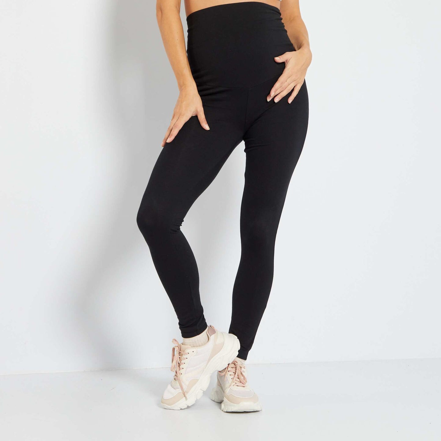 Legging grossesse en maille extensible noir